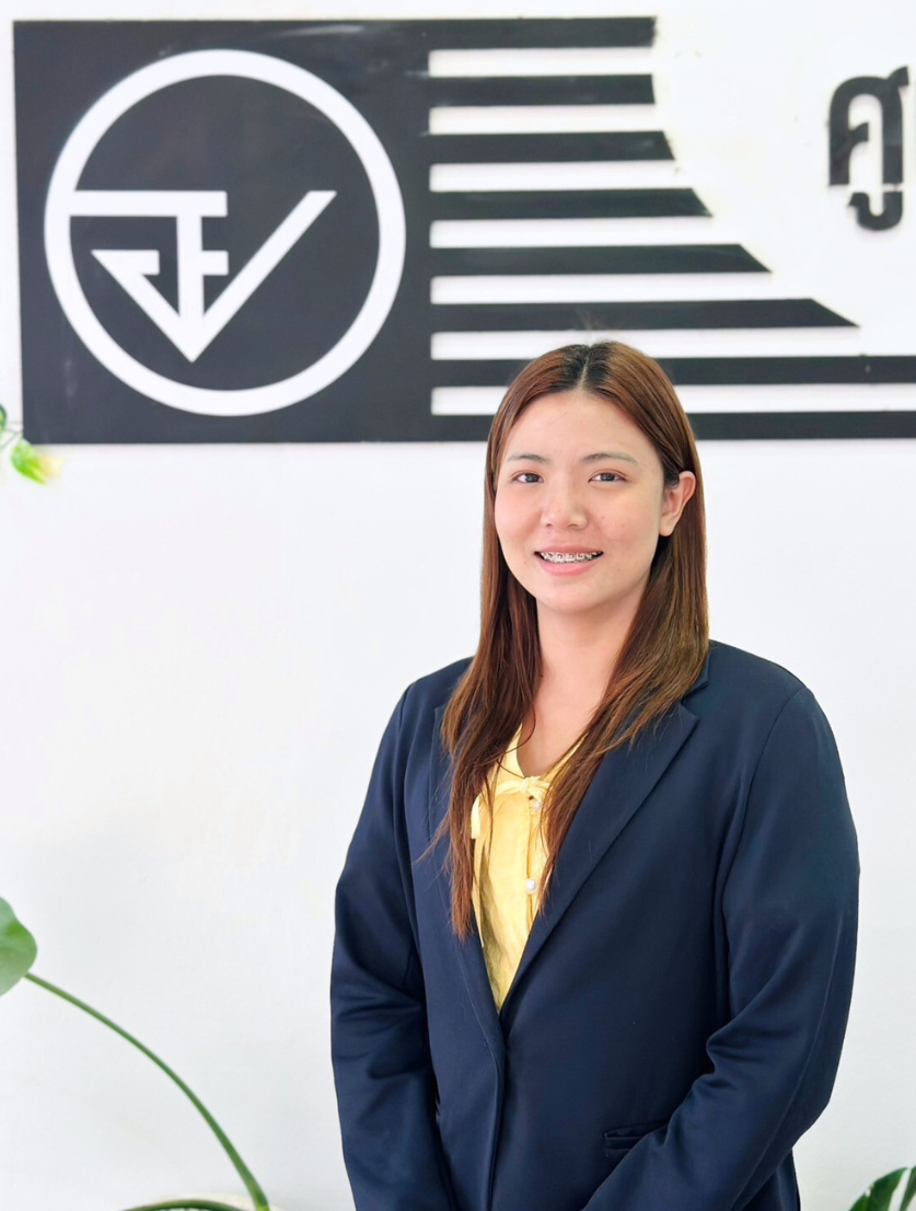 นางสาวณัฐธิดา โพธิกุล